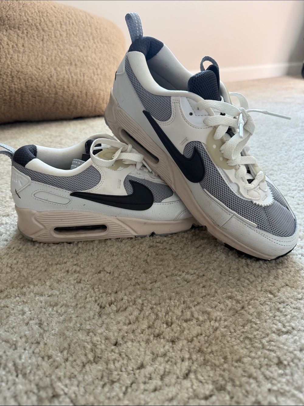 Women’s Nike Air Max 90 Size 10